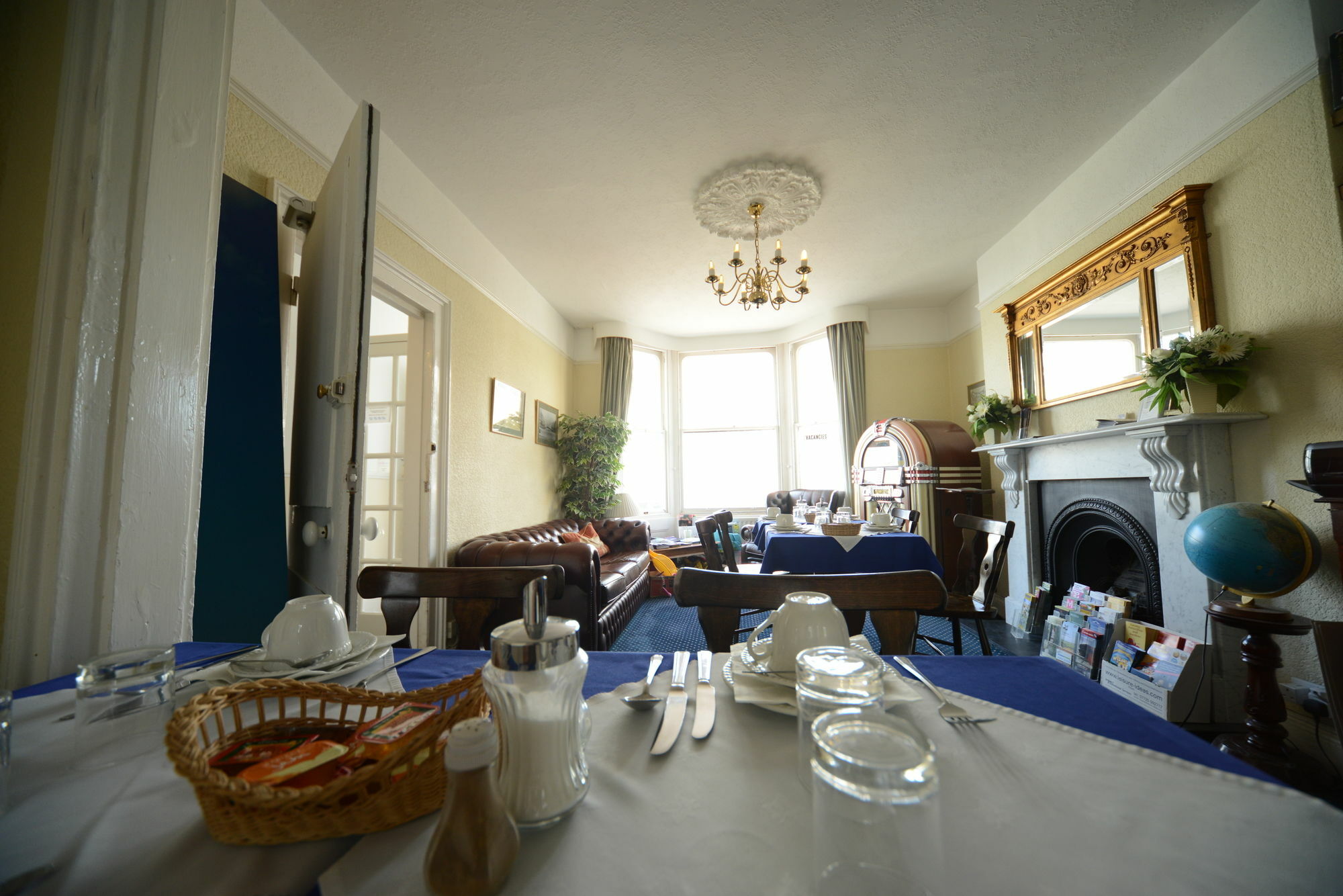 Готель Marine View Brighton Екстер'єр фото
