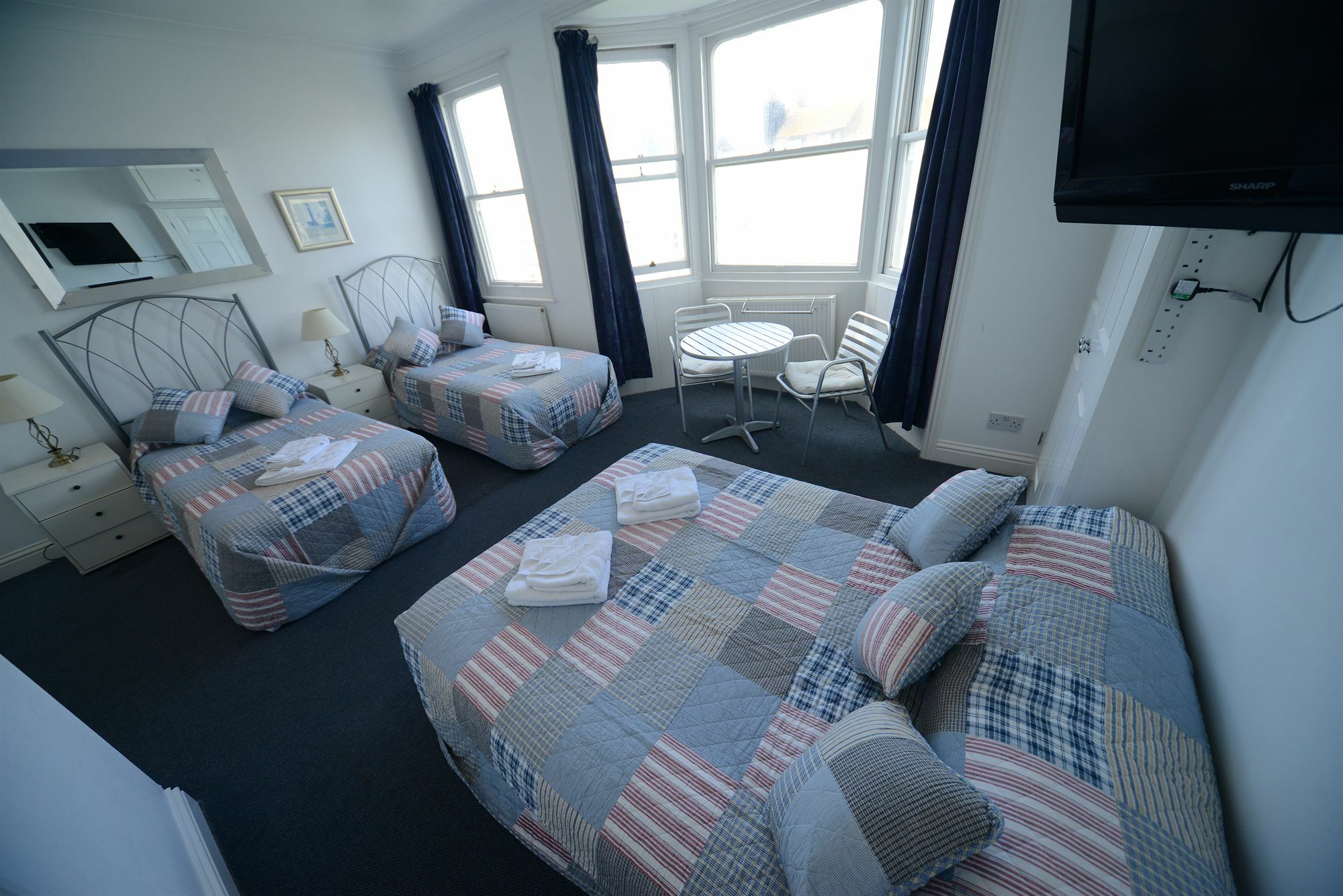 Готель Marine View Brighton Екстер'єр фото